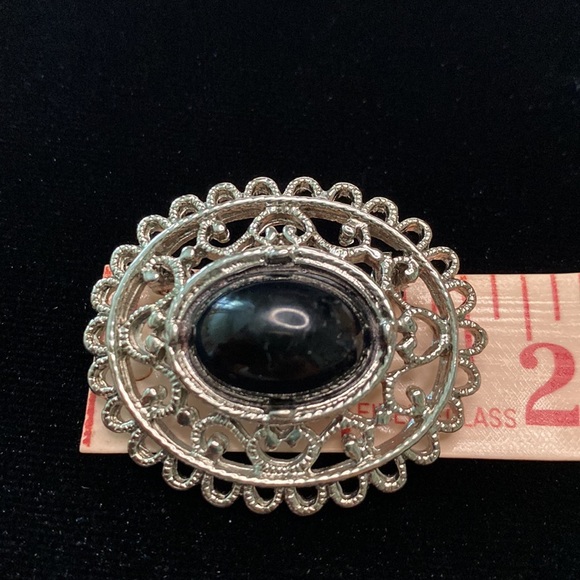 Silver Tone Filigree Brooch with black Cabachon - Picture 3 of 4